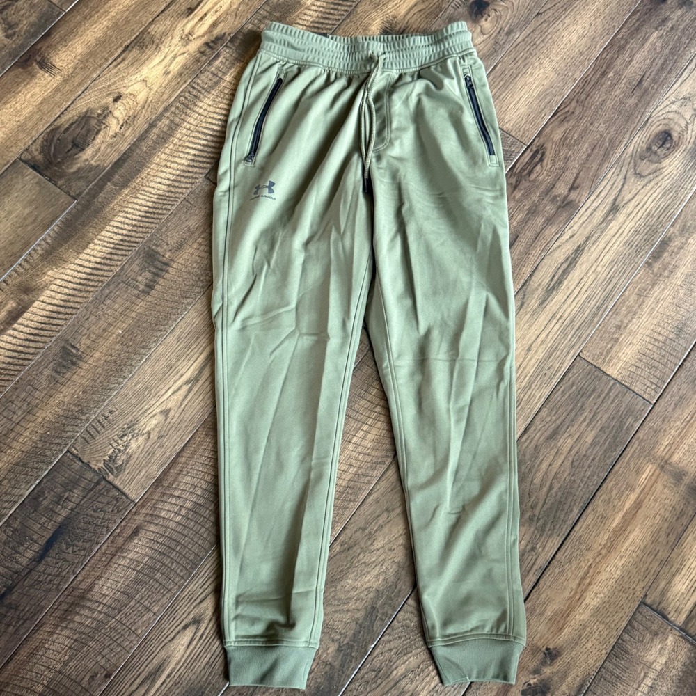 Under Armour Mens Sportstyle Tricot Joggers Olive Green 1290261-390 Small NWT